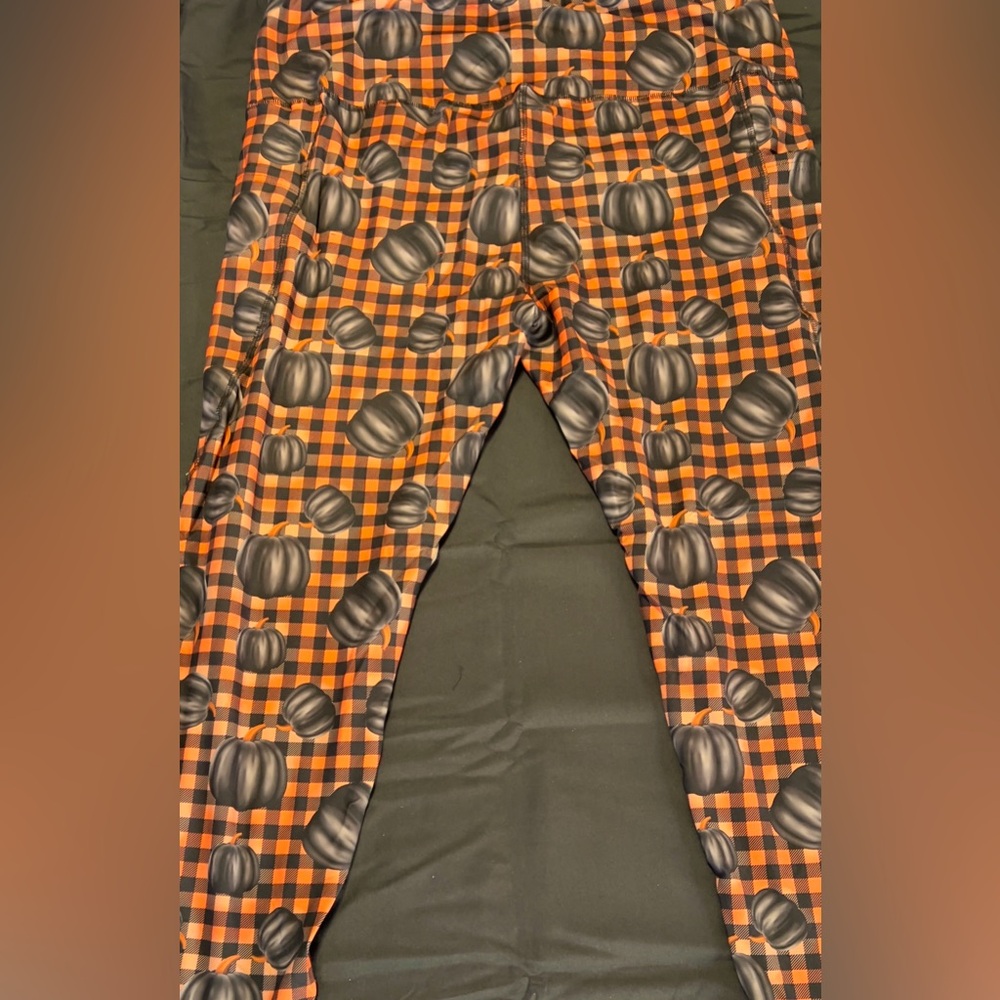 Enjoy the Fall season wearing a pair of Beautiful Pumpkin Scene Leggings! - Picture 2 of 7
